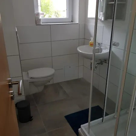 Monteurunterkunft Ochsen بيت ضيافة غايزلينغن آن در اشتايغه